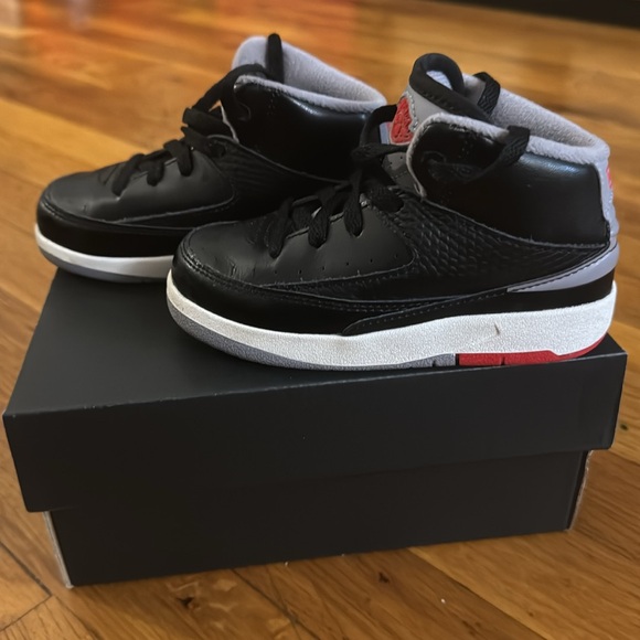 Jordan 2’s - Picture 3 of 4